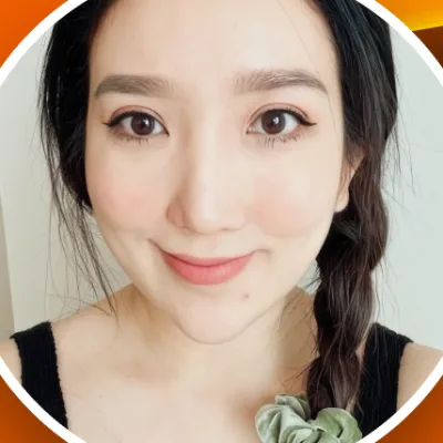 Nadia Song
